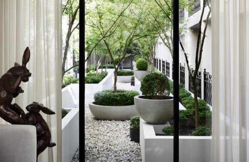 South Yarra Hotel | The Lyall