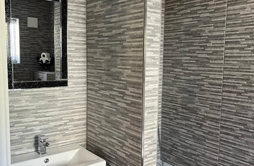 Lydden Bed & Breakfast | The Lydden Bell