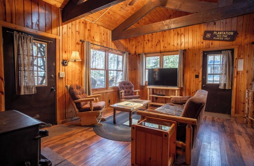 Babbitt Cabin | The Lynx Cabin at Timber Bay