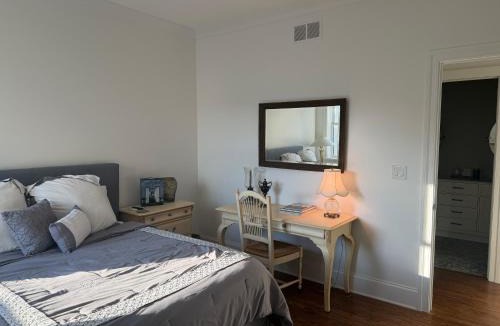 North Center House | The Lyons' Den