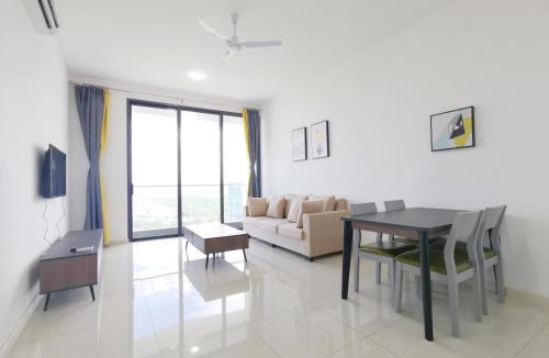 Medini Apartment | The M@Macrolink by Home Owner