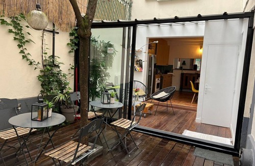 Clignancourt Apartment | The M-Otel - Spacious & Charming- 5 min Montmartre
