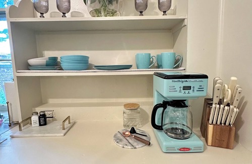 South Main Street Apartment | The Macberns Row House (Unit 1)