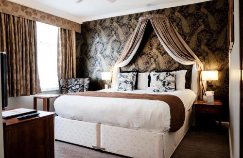 Waterloo Hotel | The Mad Hatter Hotel