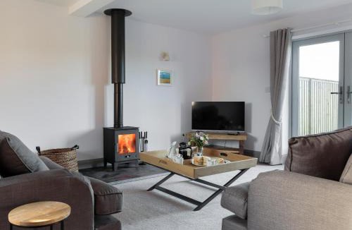 Whitchurch House | The Maddocks - Uk36311