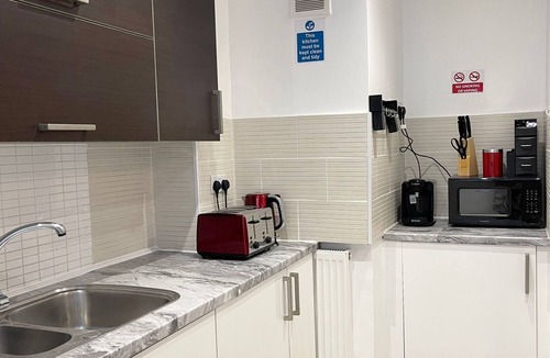 Alibon Apartment | The Madison Apartment