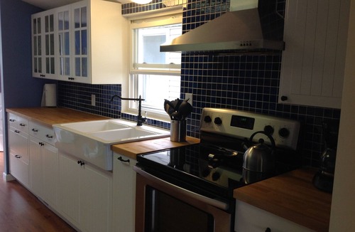 Lakeview Cottage | The Madison Cottage-Lakefront Getaways