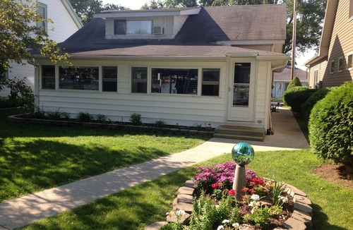 Lakeview Cottage | The Madison Cottage-Lakefront Getaways