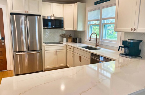Cape Charles House | The Madison Suite - Chesapeake Properties