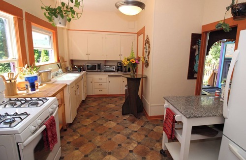 Richmond House | The Magic House - Walk Everywhere!