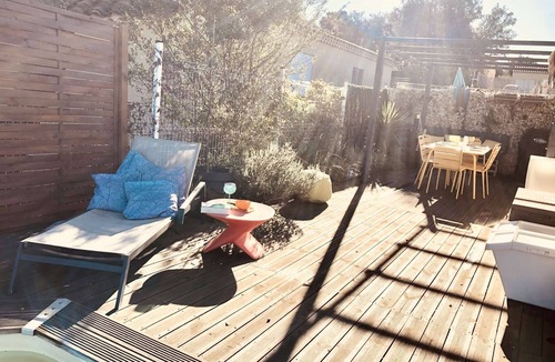 Collias Villa | The magnificent getaway villa with pool