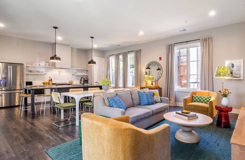 Germantown Apartment | The Magnolia by AvantStay | 8 Bedrooms in DT Nash