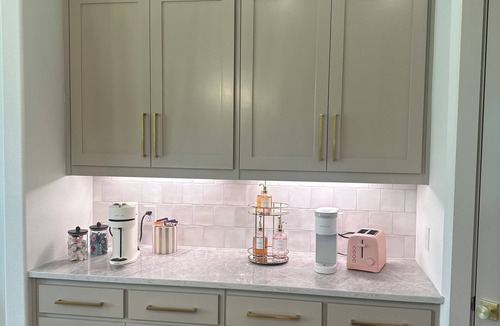 Roanoke House | The Magnolia/heart of DFW/sleeps 12/2 King beds/World Cup