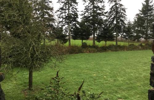 Moyon-Villages Bed & Breakfast | The Magnolias B&B