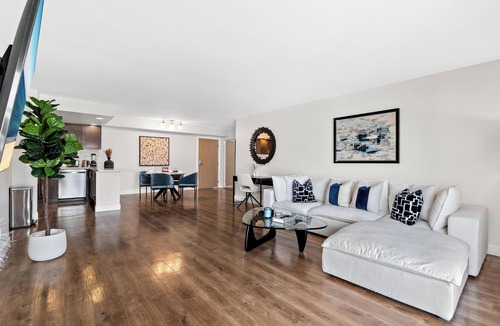 Marina del Rey Apartment | The Mahogany' Full Boats View Marina Front Row Dream Pool, Jacuzzi And Gym