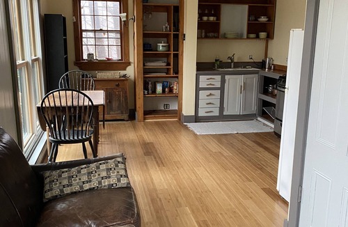 Warren House | The Mailbox House - get away into nature!