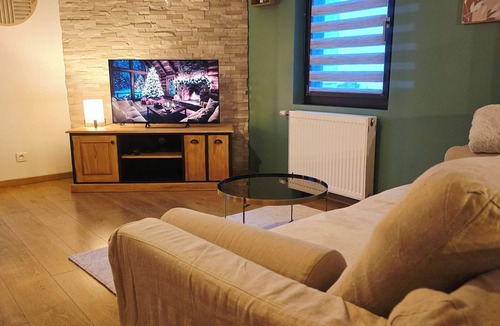 Arelaune-en-Seine House | The Maison du bord de Seine is just a few minutes' walk from the Seine!