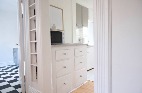 Peterborough Apartment | The Maison Suite Centrally Located