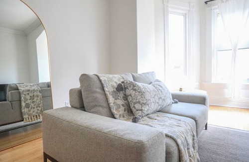 Peterborough Apartment | The Maison Suite Centrally Located