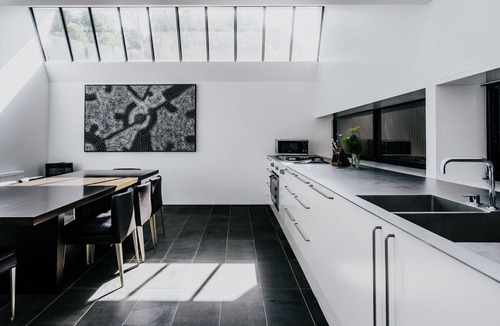 Wattle Hill House | The majestic Southern Ocean