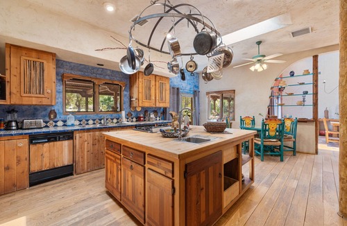 Desert Hot Springs Villa | The Majestic Manor at The Bubbling Wells Oasis