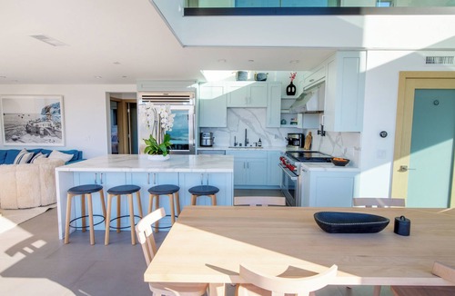 Malibu House | The Malibu Modern Oasis - Oceanview 4 Brdrm Surrounded by Canyon Views