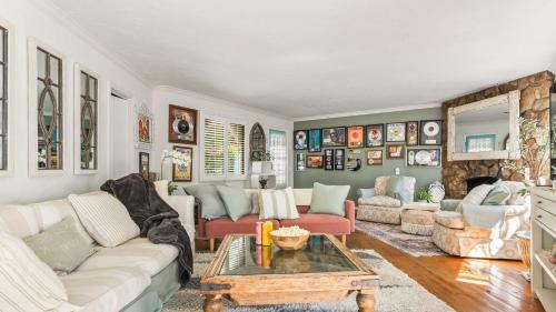 Calabasas House | The Malibu Retreat Estate Guest House by AvantStay