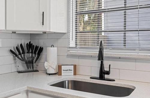 Southside House | The Mandarin Pool Place | Pool + Games