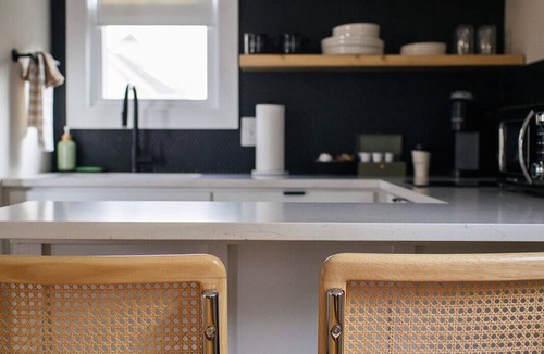 Chambersburg Apartment | The Mane & Co - No. 6