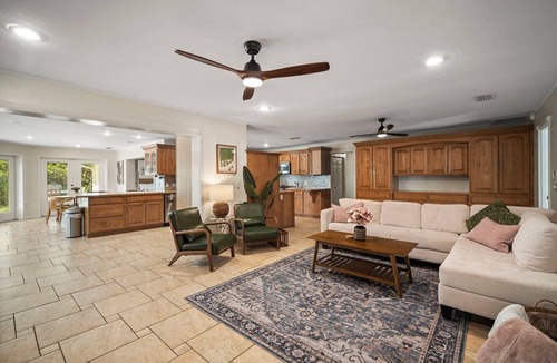 Palma Sola House | The Mangos Beach House - Sleeps 26