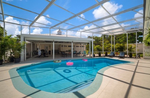 Palma Sola House | The Mangos Beach House - Sleeps 26