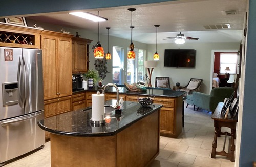 Montgomery House | The Manor 4 BR w/Pool Table, Swimming Pond, and Sand Volleyball