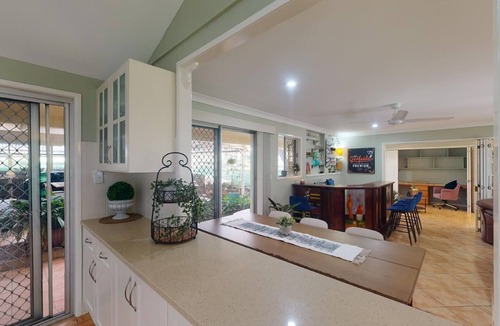 Moorina House | The Manor!