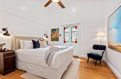 Bargara House | The Manor Bargara