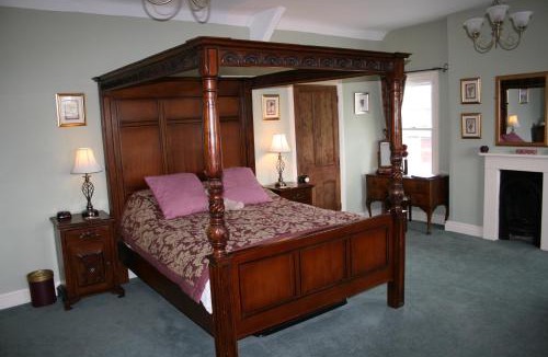 Linton-on-Ouse Bed & Breakfast | The Manor Guest House