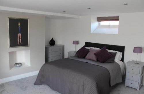 Fenwick House | The Manor House