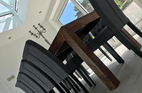 Fenwick House | The Manor House