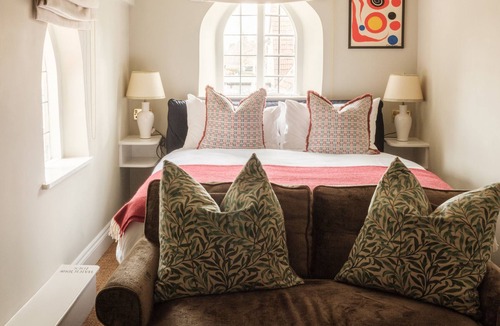 Ditcheat Hotel | The Manor House Inn