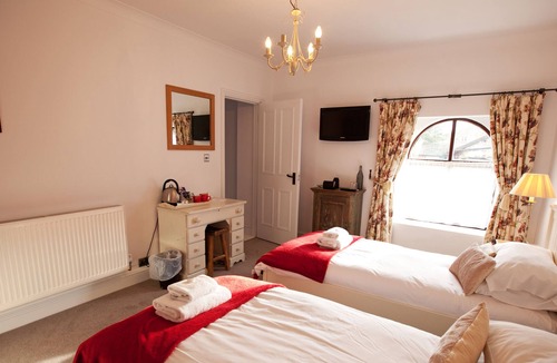 Ditcheat Hotel | The Manor House Inn