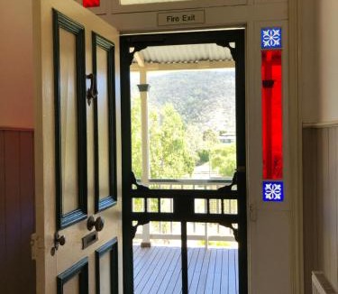 Omeo Bed & Breakfast | The Manse Omeo