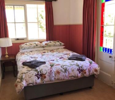 Omeo Bed & Breakfast | The Manse Omeo