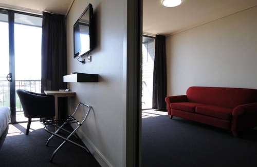 Mansfield Park Hotel | The Mansfield Park Hotel