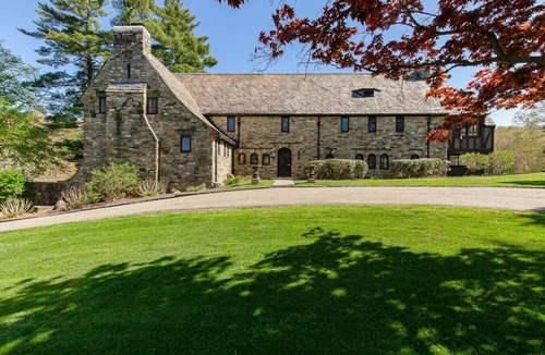 Fishkill House | The Mansion at Willow Lake