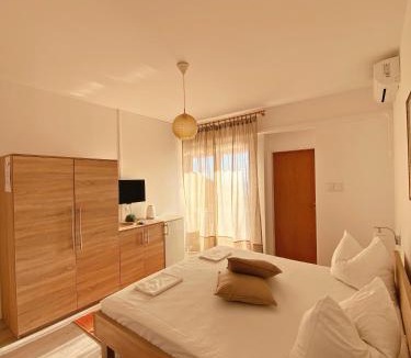 Punat House | The Manzoni family 1
