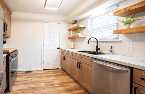 Caseyville House | The Maple Cottage