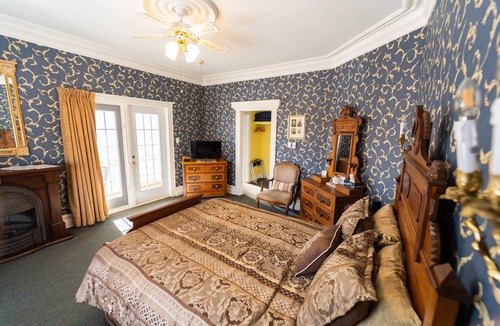 Parrsboro Bed & Breakfast | The Maple Inn B&B