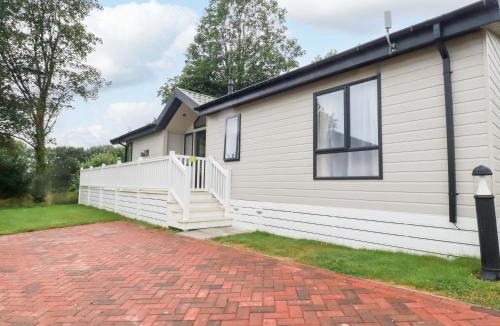 Hewas Water House | The Maples 44