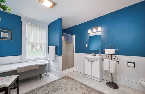 Warner Bed & Breakfast | The Maples at Warner