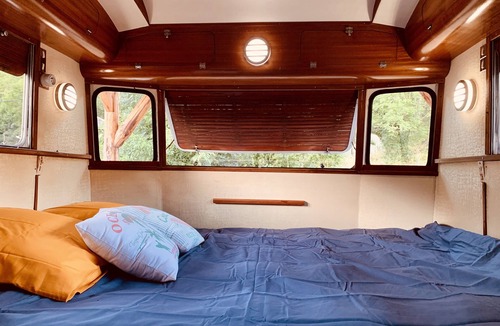 Castelnau-de-Brassac House | The Maquis Caravans 🌲🦌🌳