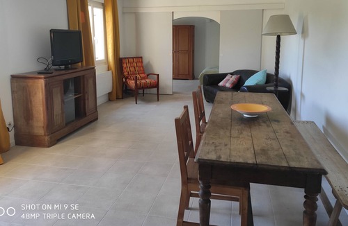 Nevoy Cottage | The Marceaux